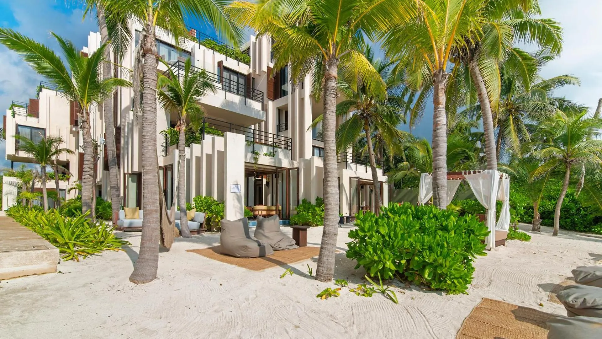 Beach Front Luxury Condo In Tulum Apartment